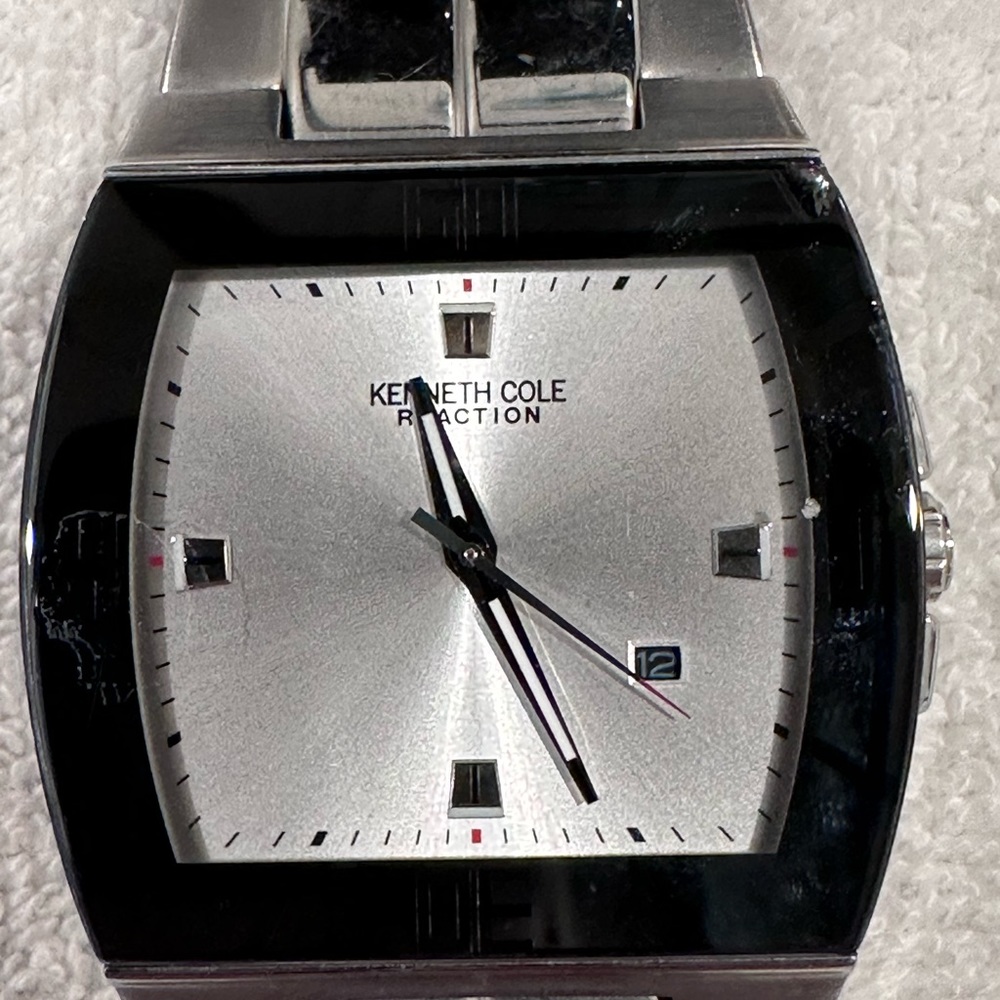 Kenneth Cole Reaction Watch - Picture 2 of 4